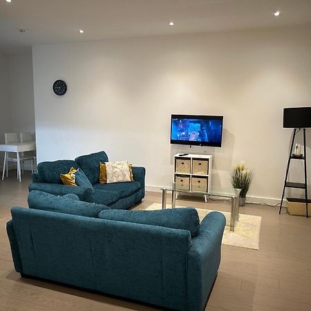 Hotel Maplewood Luxurious One-Bed Flat With Free Parking St Albans Zewnętrze zdjęcie