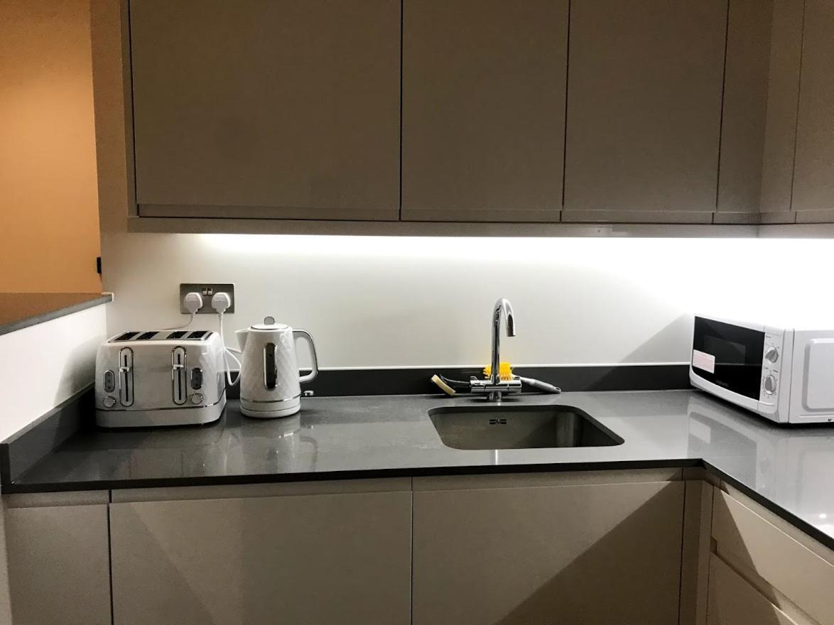 Hotel Maplewood Luxurious One-Bed Flat With Free Parking St Albans Zewnętrze zdjęcie